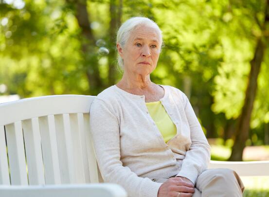 Dealing with Anxious Elderly Individuals - Tips to Ease Their Worries