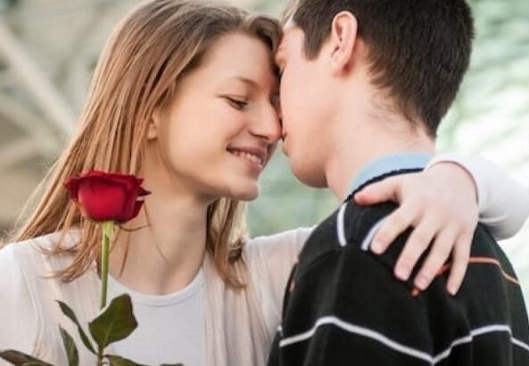 Navigating Early Love in Adolescence: A Guide to Handling Teenage Relationships Wisely